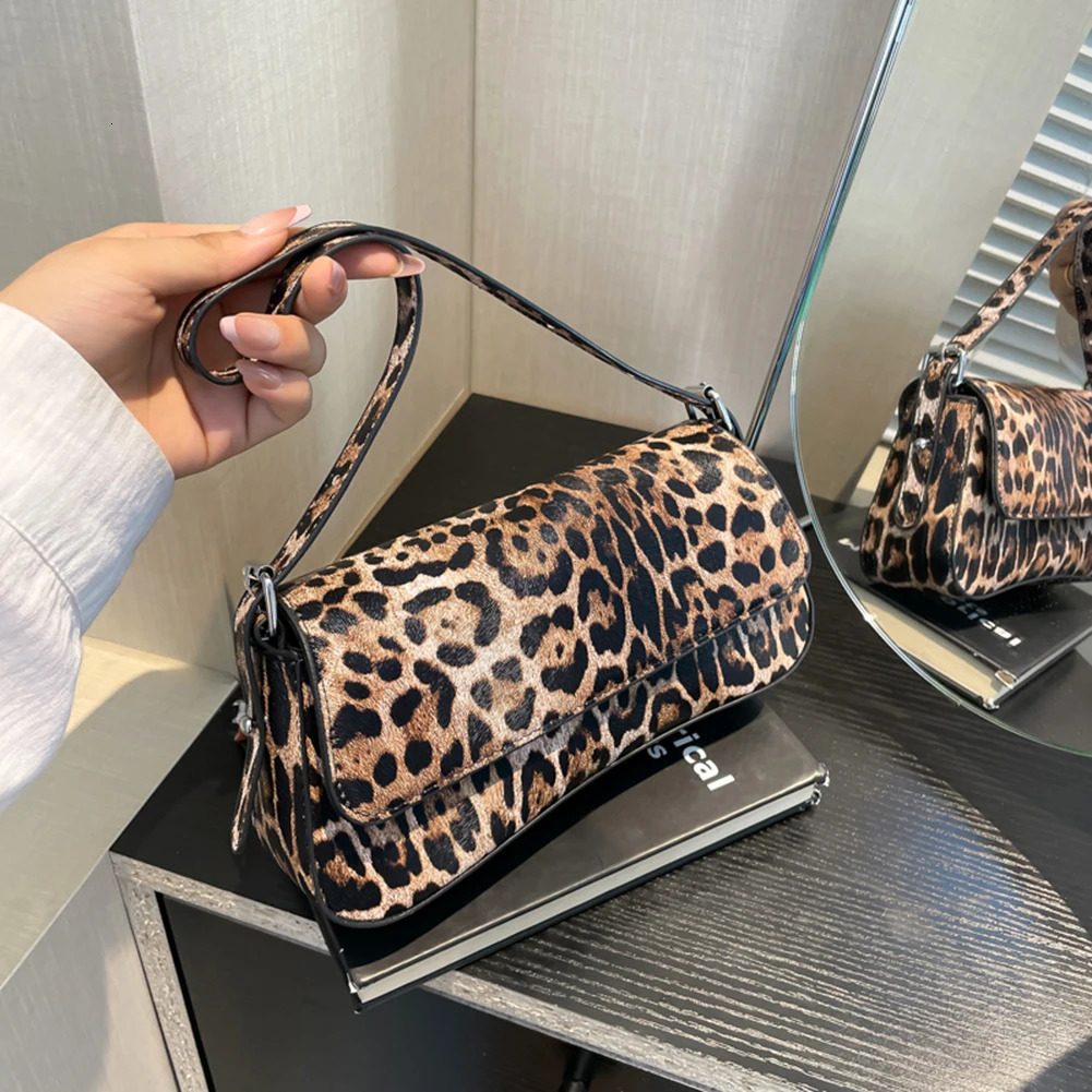 Leopard Print Shoulder Bag Women Cheetah Print Hobo Handbag Purse Vintage Womens Bag Y2K Handbags Clutch for Work Travel 250324