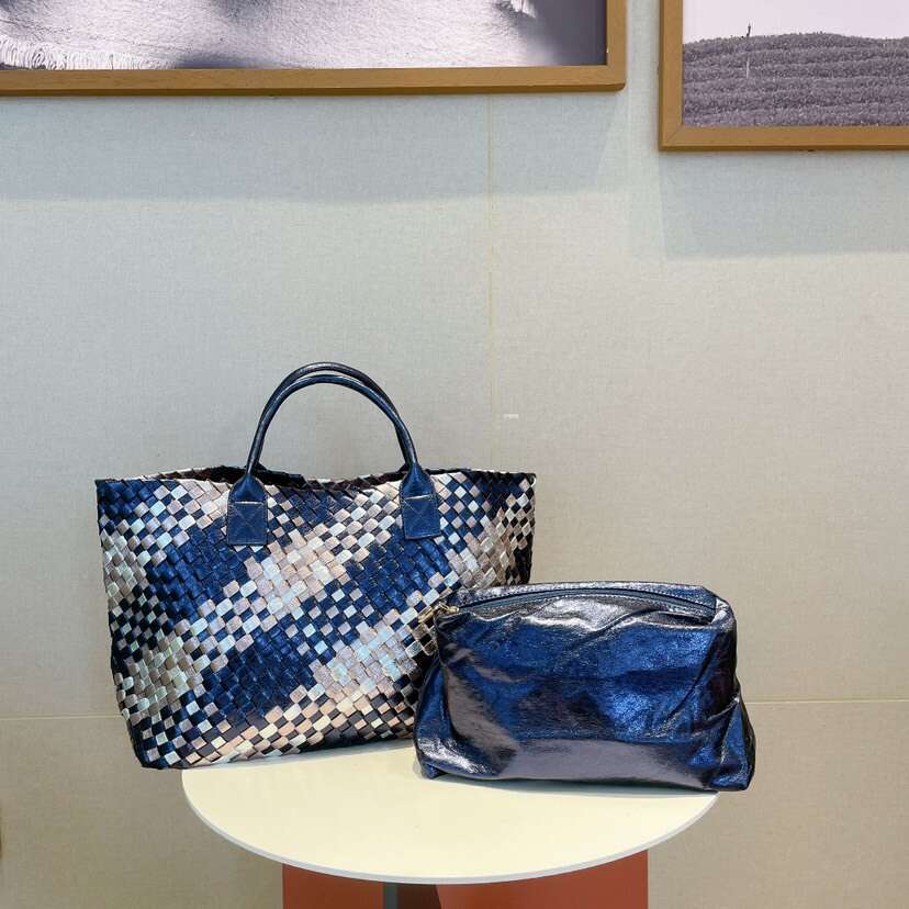 Fashion Striped Women Straw Bag Handbag tote Bags Handwoven Summer Beach Totes Female Casual Top Handle Handbag Shoulder Bag