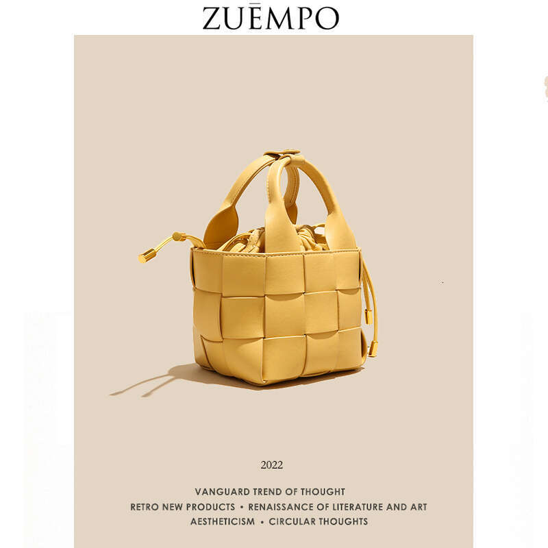 Women's Bags Small niche genuine leather woven women's leather, handbag, water bucket bag, single shoulder crossbody handbag