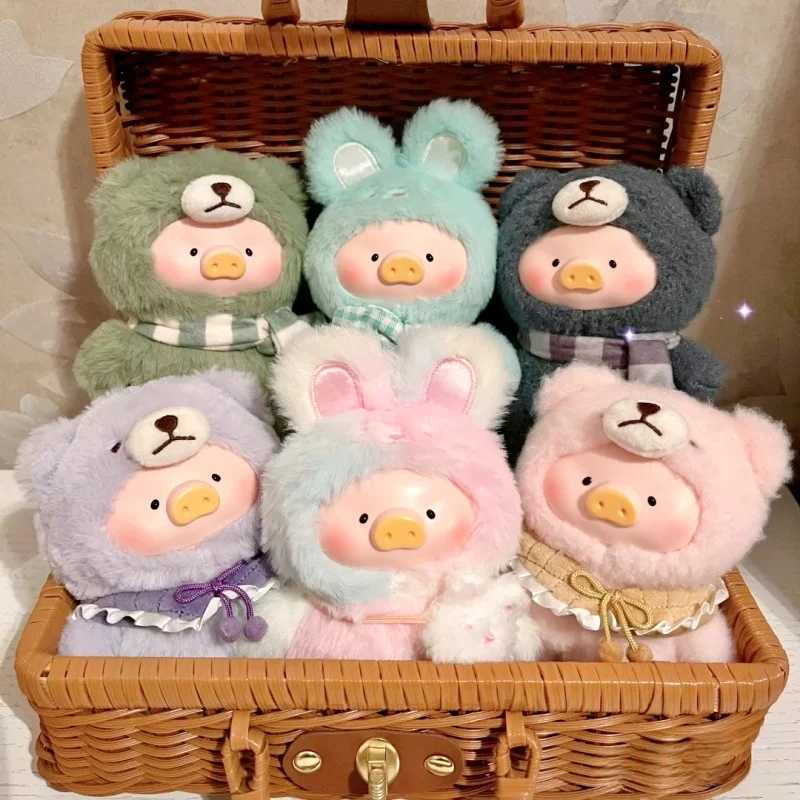 2025 Inventory Lulu Pig Happy Time Series Blind Box Rabbit Lulu Character Mystery Box Cute Pig Doll Pendant Copy ToyT250325