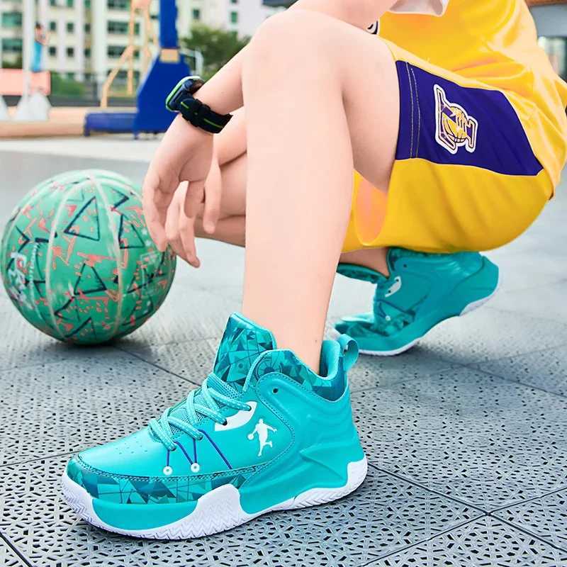 Fashion brand childrens sports shoes boys basketball shoes outdoor thick soled childrens sports shoes childrens sports shoes W250324