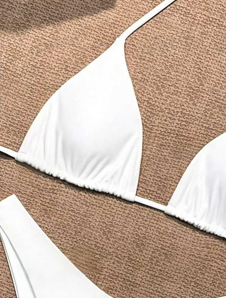 2025 Womens White Bikini Chest Mat New Sexy Strap Bikini Two Piece Set with Pulling Strap Solid Brazilian SwimsuitXJ250324