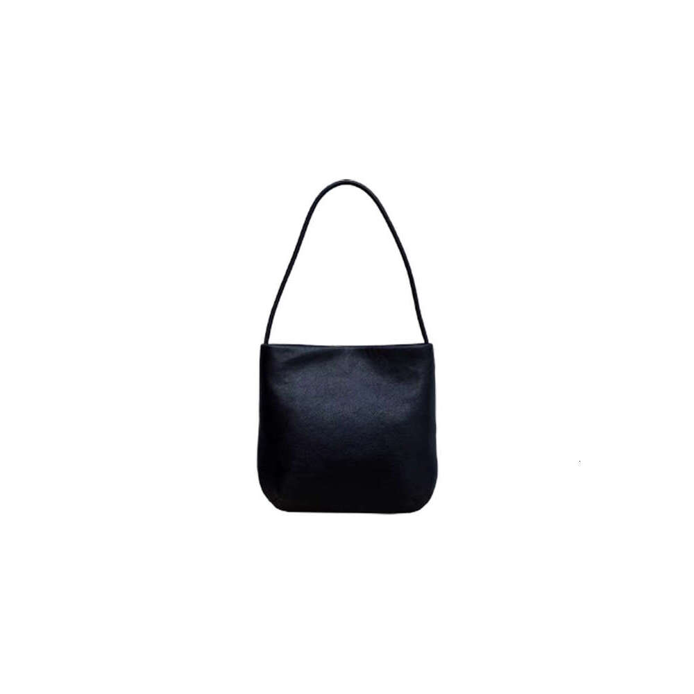 Women's Bags Women's new high-end one shoulder tote with niche design and large capacity under arm bag