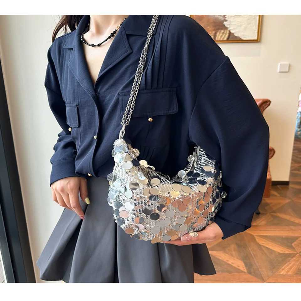 Fashionable half moon shaped cross shaped bag with sequins garbage bag casual womens shoulder bag large capacity chain handbag homeless person Z250324