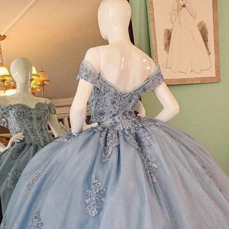 Light Blue Shiny Off The Shoulder Beading Crystal Quinceanera Dresses Ball Gown Appliques Lace Tull Sweet 15 Vestidos De XV Anos Sweet 16 Dress