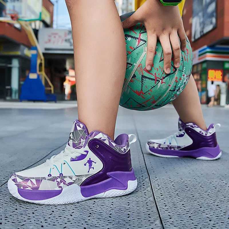 Fashion brand childrens sports shoes boys basketball shoes outdoor thick soled childrens sports shoes childrens sports shoes W250324