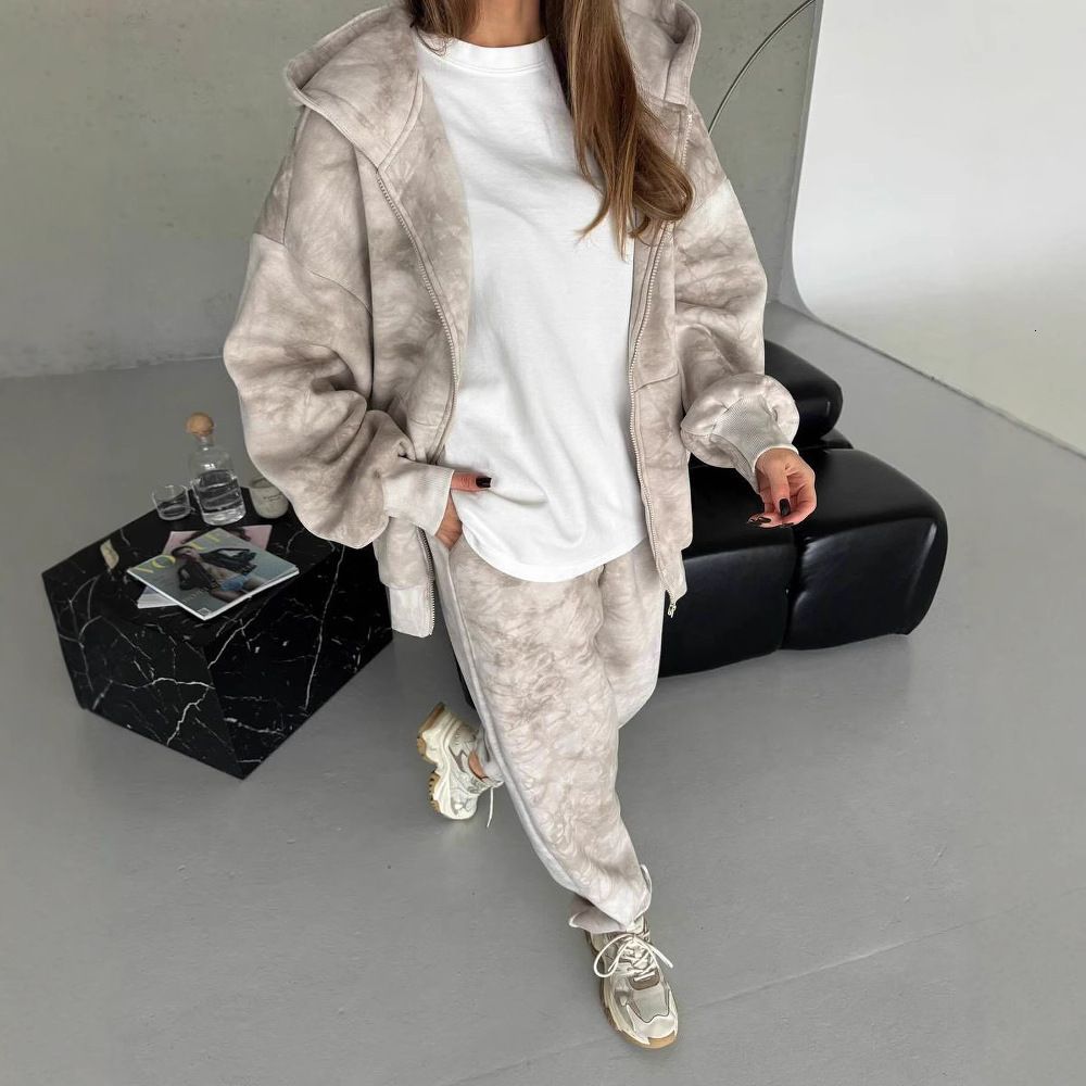 Early autumn lazy style suit tie dye long sleeved zipper hooded sweatshirt, high waist straight leg casual sweatpants, women's high-end feel