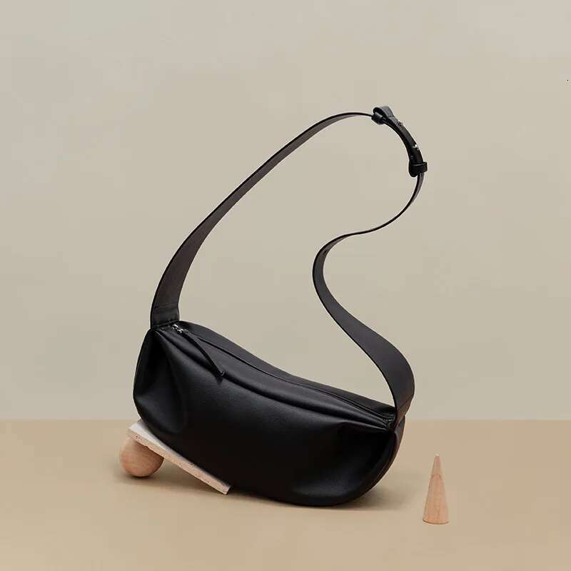 Spring New Genuine Leather Underarm Bags For High Quality Retro Tote Bag Women Cowhide Simple Half Moon Handbag Wide Strap