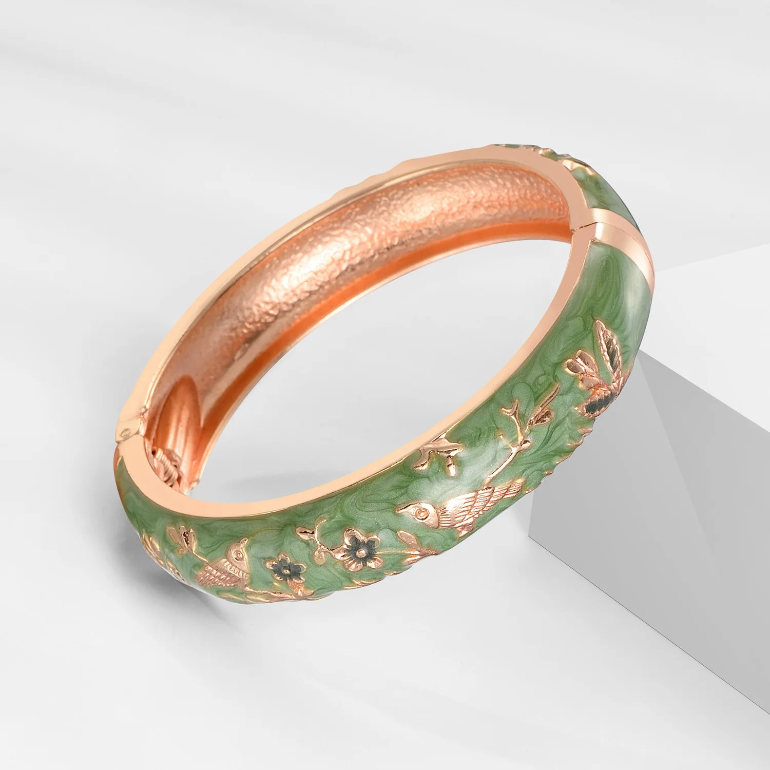 Cloisonne Bracelet For Women Floral Viking Bangle On Hand Enamel Womens Bracelets Green Hawaiian India African Jewelry Alloy 250322