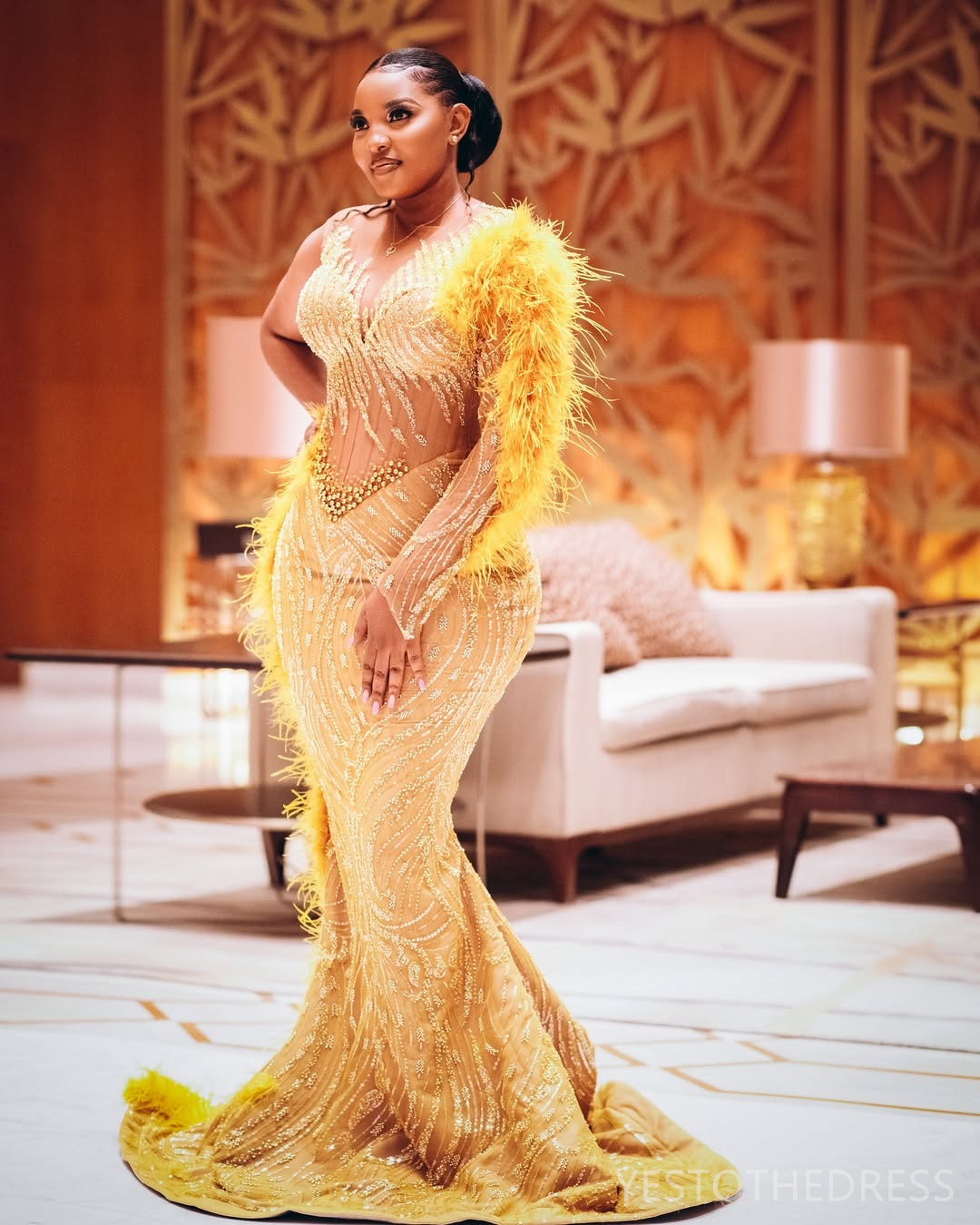 2025 Aso Ebi Gold Prom Dress Mermaid Prom Dress For Special Occasions Sheer Neck Feathered Beaded Lace Crystals Illusion Birthday Second Reception Gow
