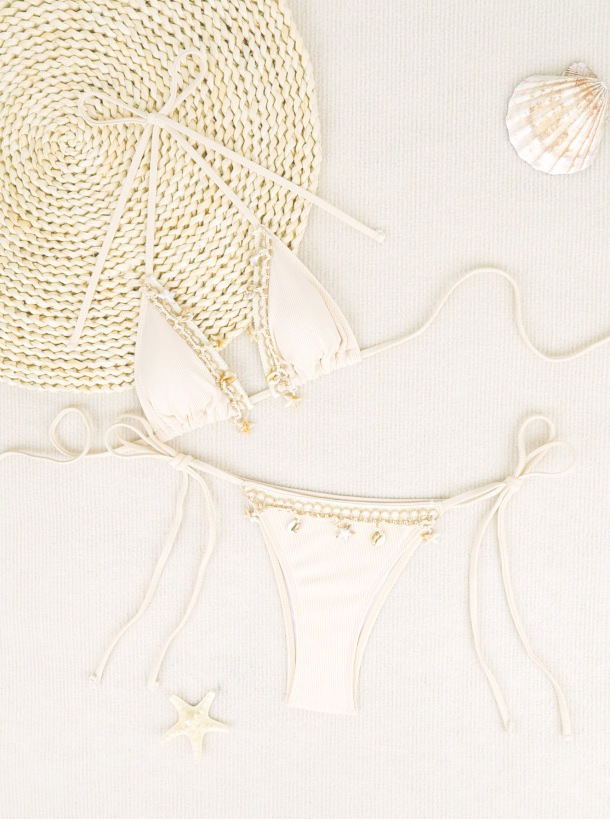 Chic Women's Split Style Bikini with Unique Fabric - One Size Fits All