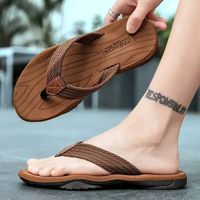 Men's Flip ps Casual Beach Shoes Large Size Men Sandals Summer Leisure anti slip