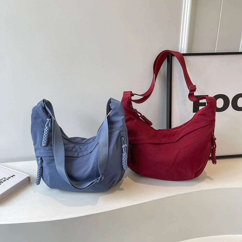Women Stylish Dumpling Bag Multi-pockets Half Moon Bag Large Capacity Daily Messenger Bag Adjustable Strap Simple Satchel Bag 250324