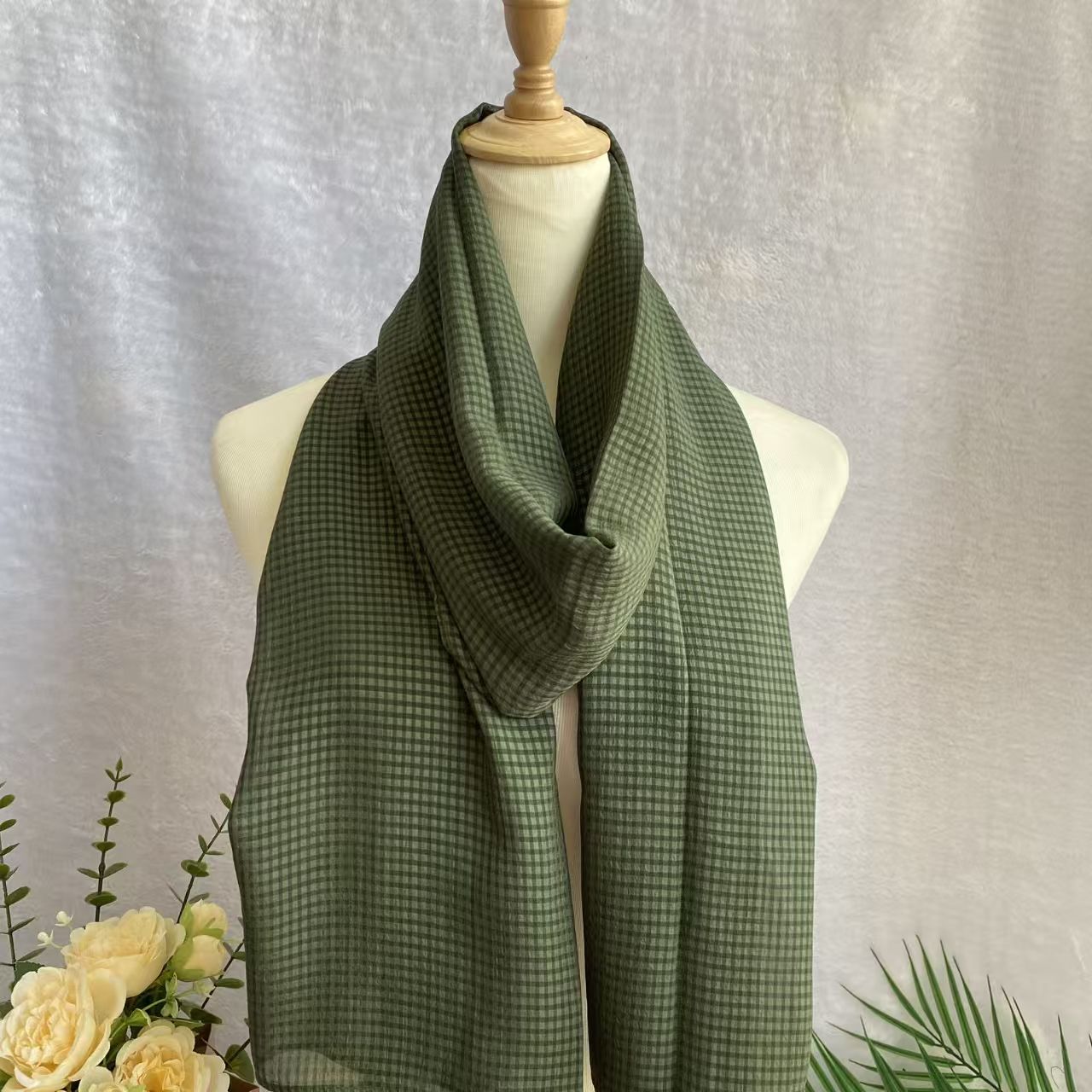 T353 white moonlight skin-friendly scarf solid color light atmosphere versatile scarf female 2025 new spring
