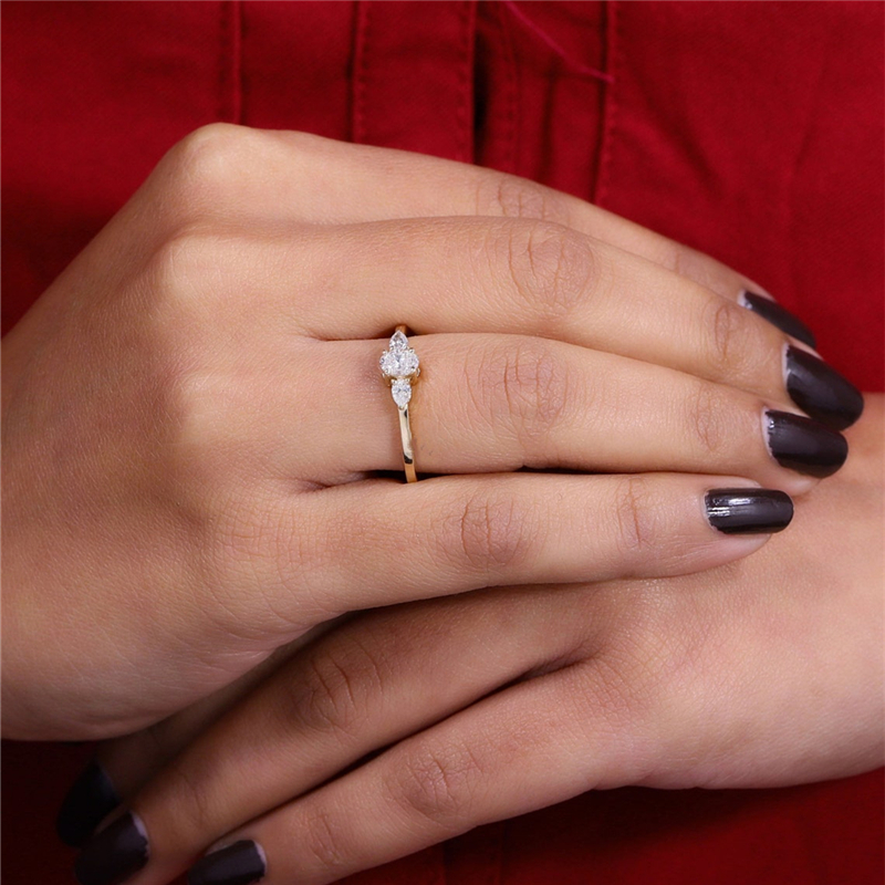 Jewelry Three Stone Engagement Ring 5.0*3.5 MM Oval Shaped Lab Diamond Ring Classic Wedding Band Ring Anniversary Gift Ring For Her