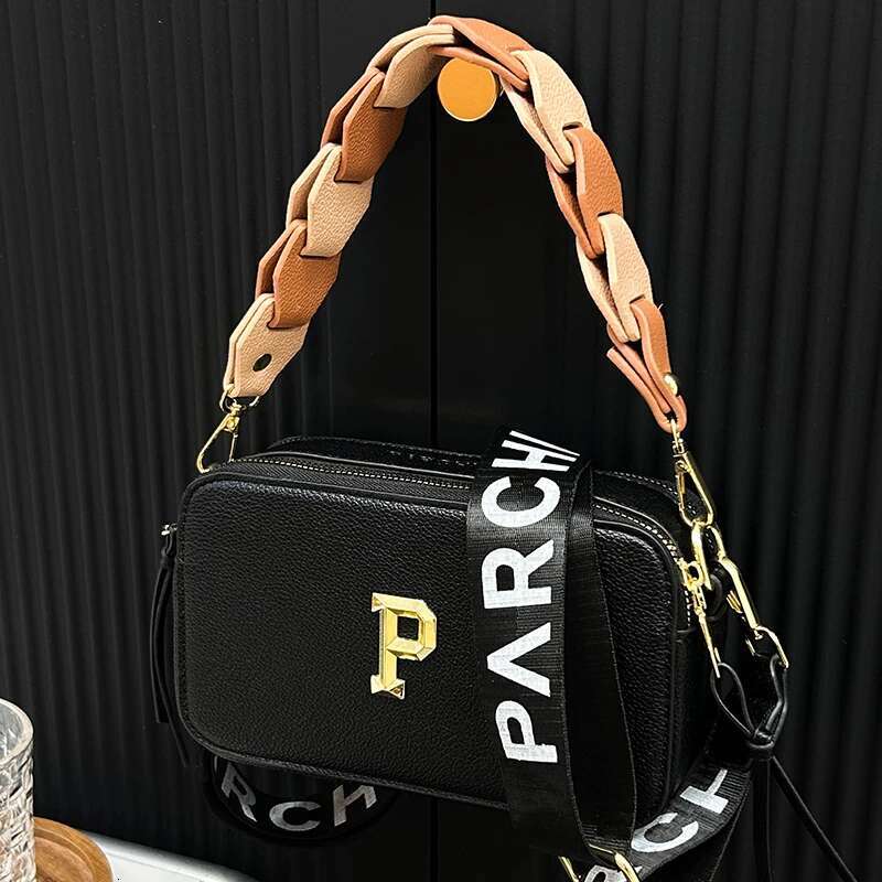 2025 New Customized Initial Designer Fashion Women's Zipper Coin Wallet with Keychain Leather Mini Change Wallet Small Slot Storage Bag5