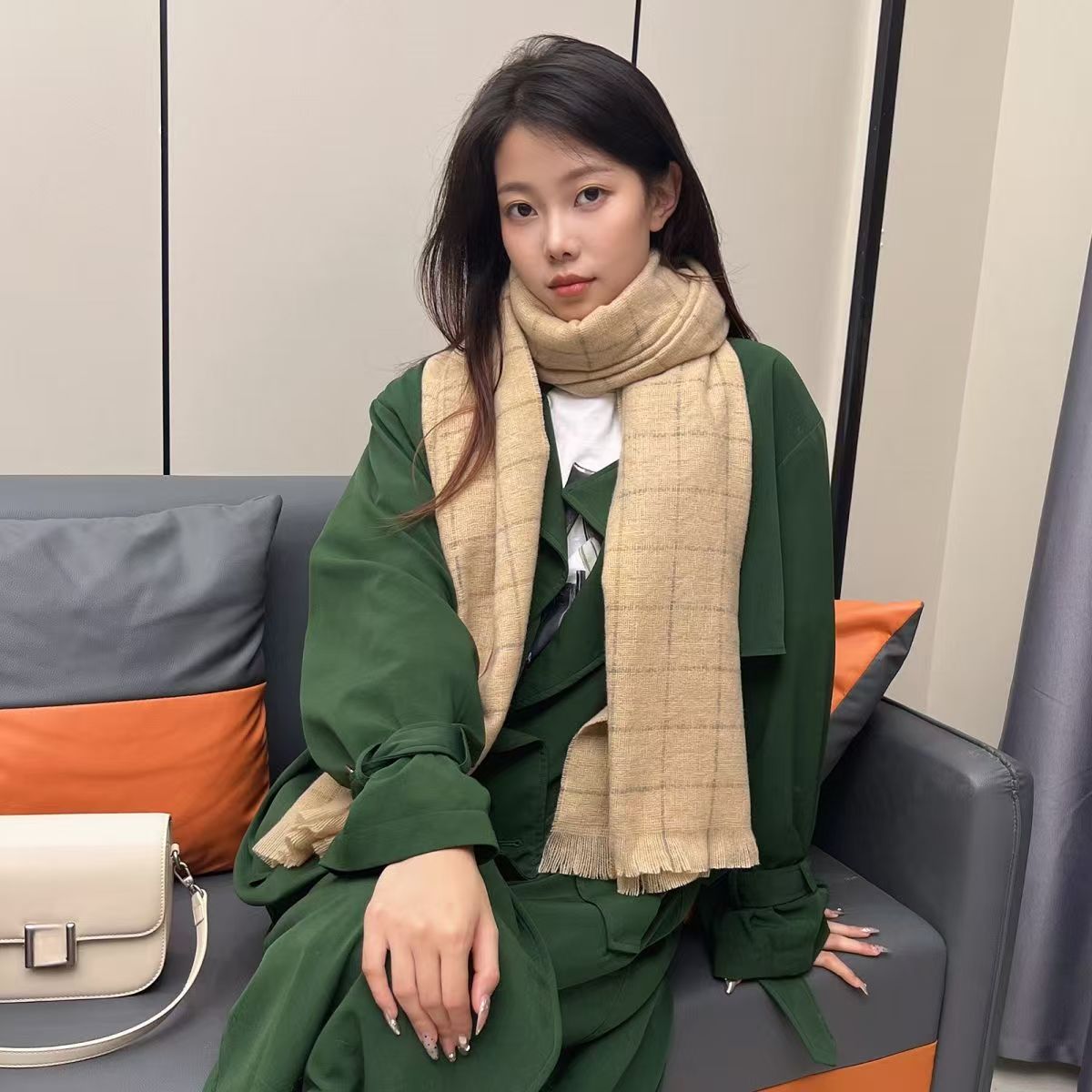 T352 new scarf for women in winter, soft and warm, Korean style, all-match thickened shawl, student scarf