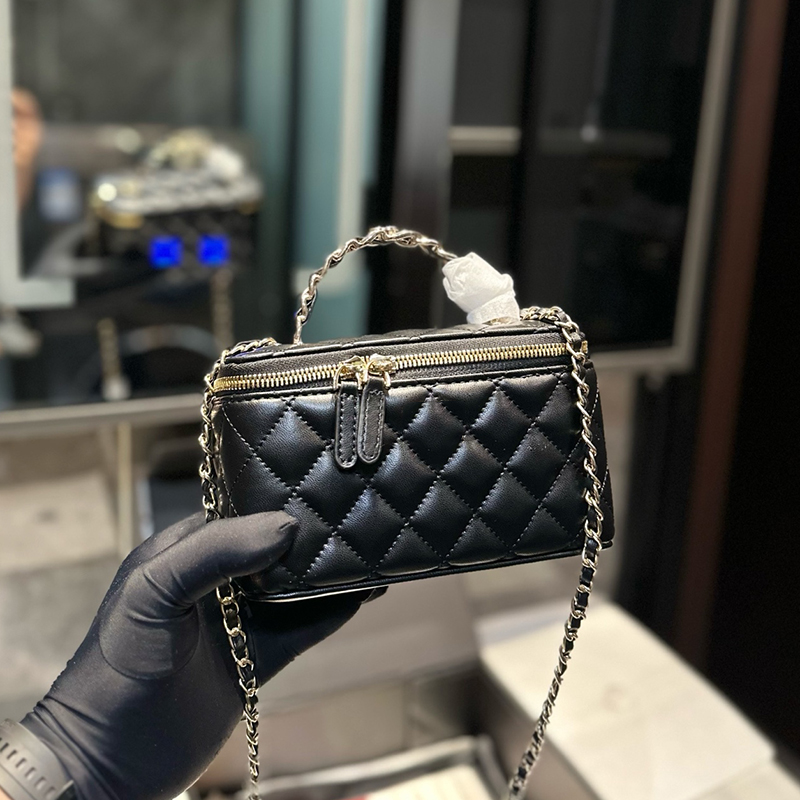 3Colors Girls Lambskin Makeup Vanity Box Bags Totes Cosmetic Case Handbag Top Metal Leather Chain Handle Crossbody Chains Bag Purse 17x11cm