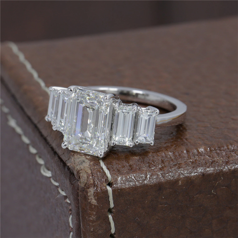 Jewelry Real Gold 3.0 Carat Lab Diamond Emerald Cut Womens Engagement Ring 18K 14K 950 Platinum Five Stone IGI Certificate Lab Grown Diamond Ring
