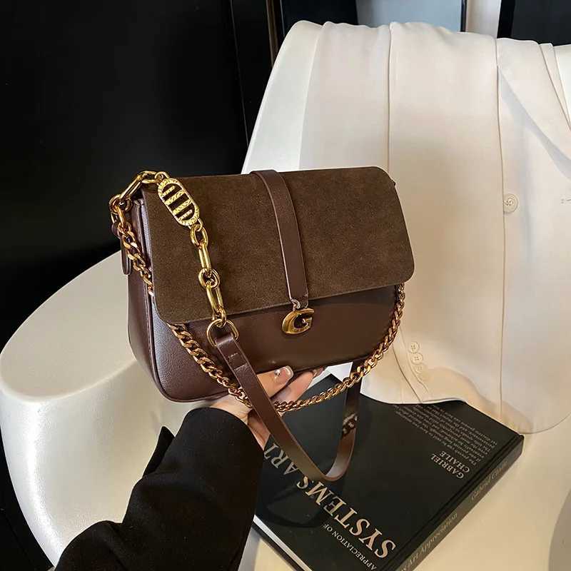 Fashionable frozen bottom suitable for winter women trendy small square niche simple and casual shoulder bag Z250324