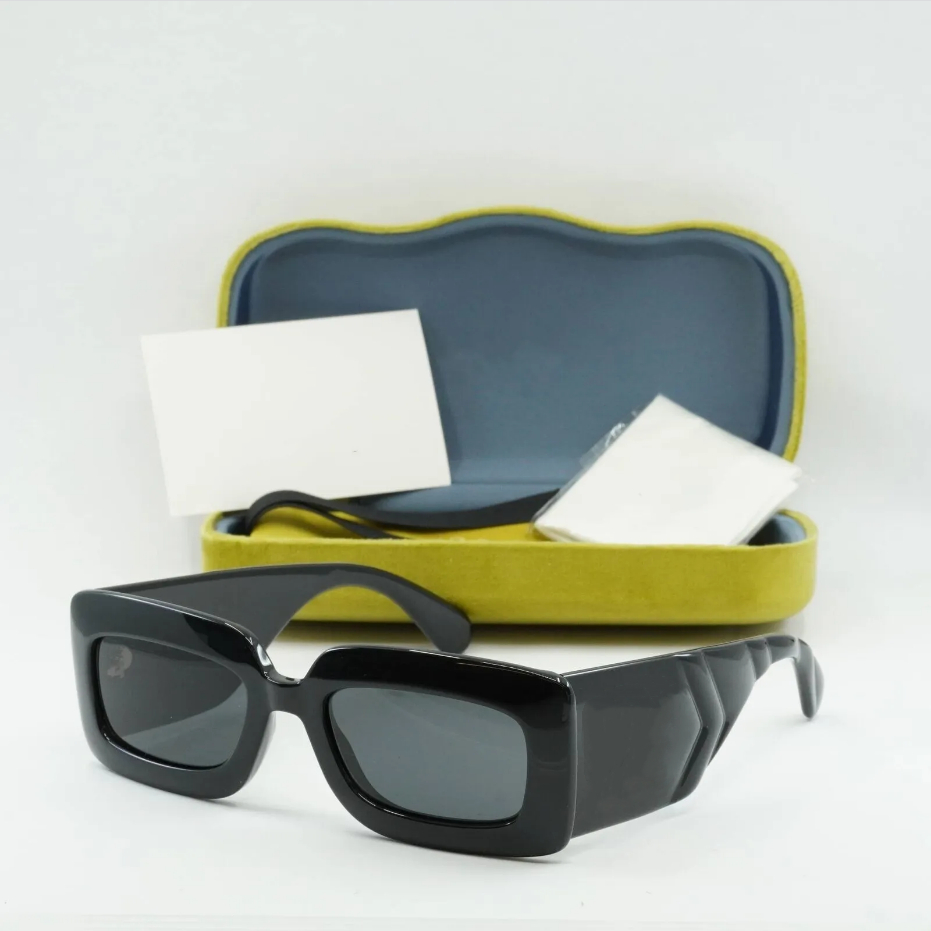 2025 Fashion designer Sunglasses Men For Women Classics Beach Shading UV protection Glasses With Box0811