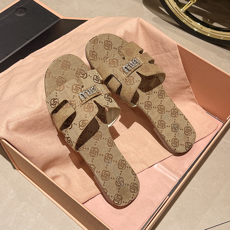 2025 hot new free shipping designer slippers for womens flat slippers grey pink khaki Summer new beach slippers size35-40