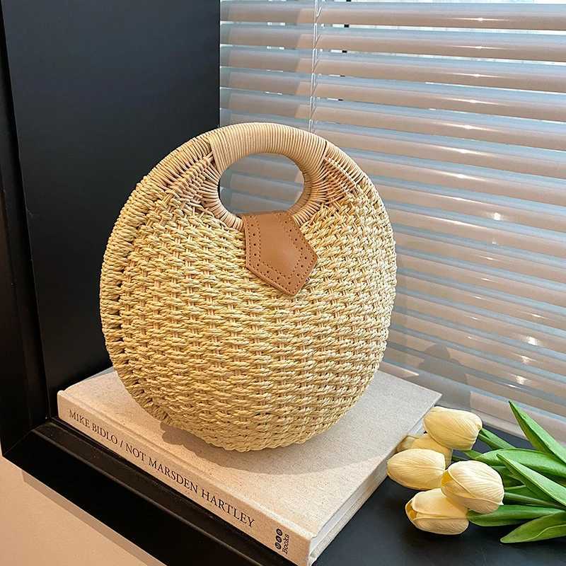 Casual grass womens spherical handbag personalized fashionable popular high-quality womens handbag spring/summer 2025 new item Z250324