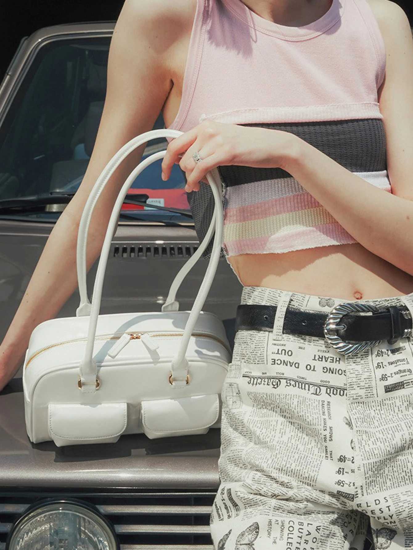 Top Quality Brand High Quality New Style Free Delivery Designer Bag Korean Dizzy Needle Heo Yoon Zhen Same Oil Wax Leather Bowling Bag Multi Pocket Bo