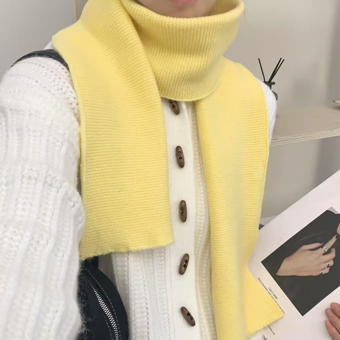 T349 knitted Korean style versatile scarf female winter Korean style atmosphere pure color simple soft warm neck protection couple scarf