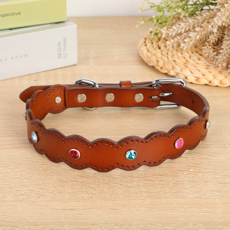 New customized pet collar head layer cowhide collar novel shape large and small dogs applicable