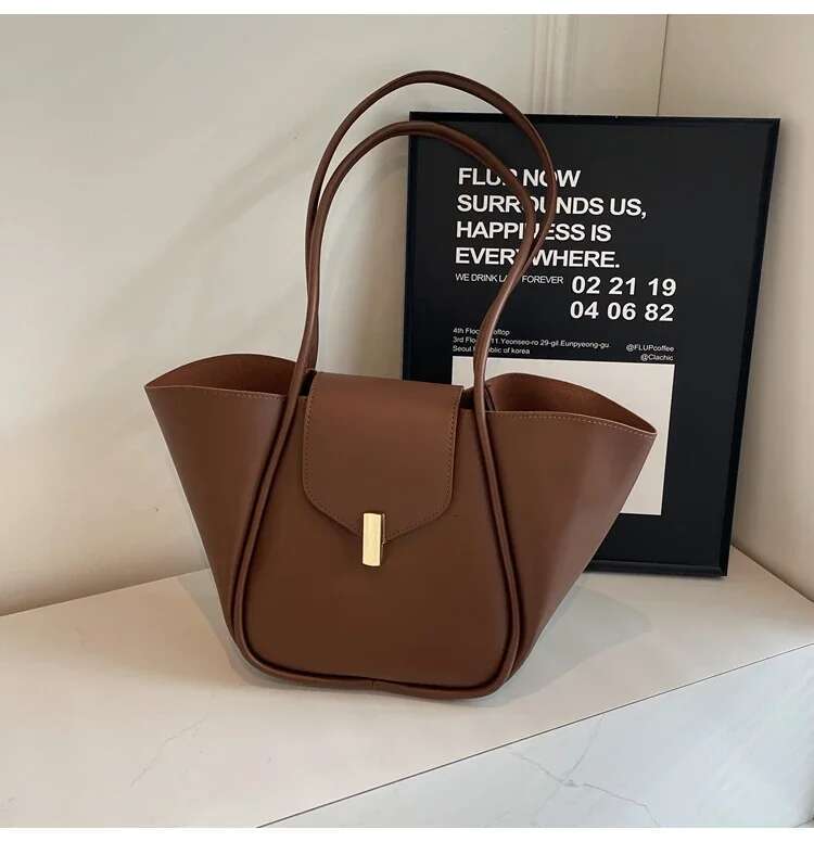 Large Capacity Soft Surface For Women 2025 New Style Simple Temperament Shoulder Niche Texture Wing Tote Bag