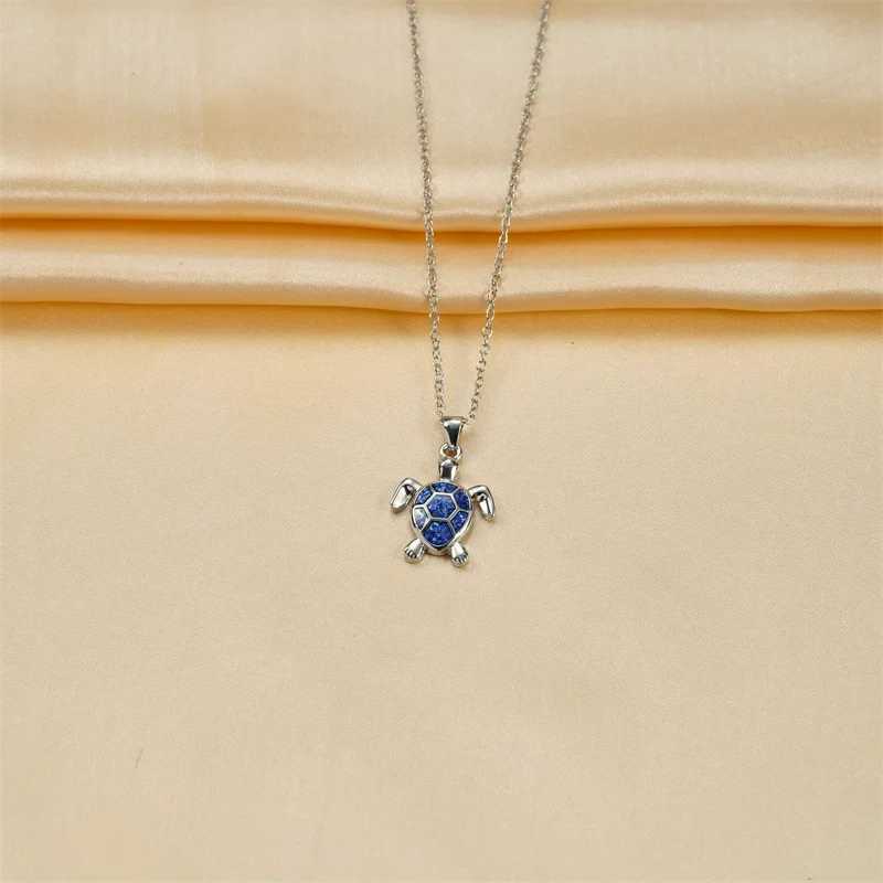 Interesting Steel Jewelry Turtle Animal Pendant for Women Blue Crystal Wedding Jewelry Charm Necklace for Women Necklace Accessories W250325