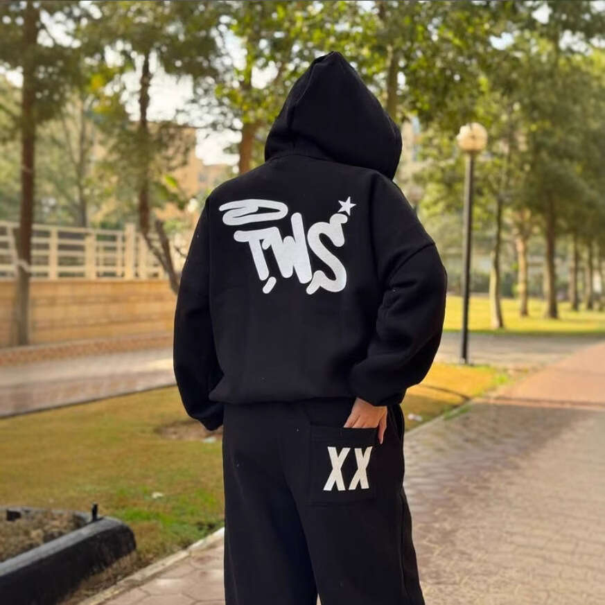 2025 fashionable unisex couple loose hooded trendy top, warm long sleeved sweatshirt