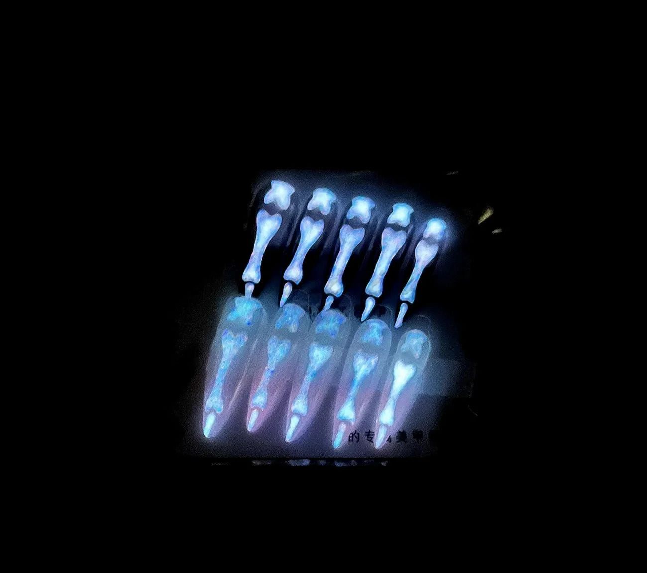 10 Halloween Night Lights Gothic Bone Press Nail Gloss Long Almond shaped Nails Sweet Cool Full Cover 250324