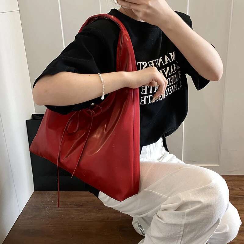 LEFTSIDE Big PU Leather Hobo Bags for Women 2025 New Designer Fashion Evening Party Handbags and Purses Females Shoulder Bag