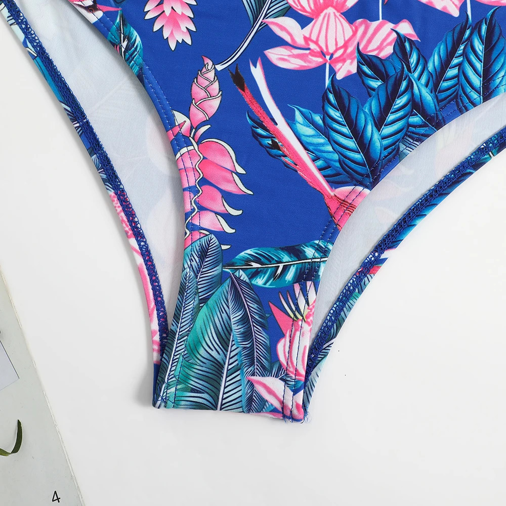 2024 Printed Strapless Two Piece Bikini Set Womens Swimsuit 250321