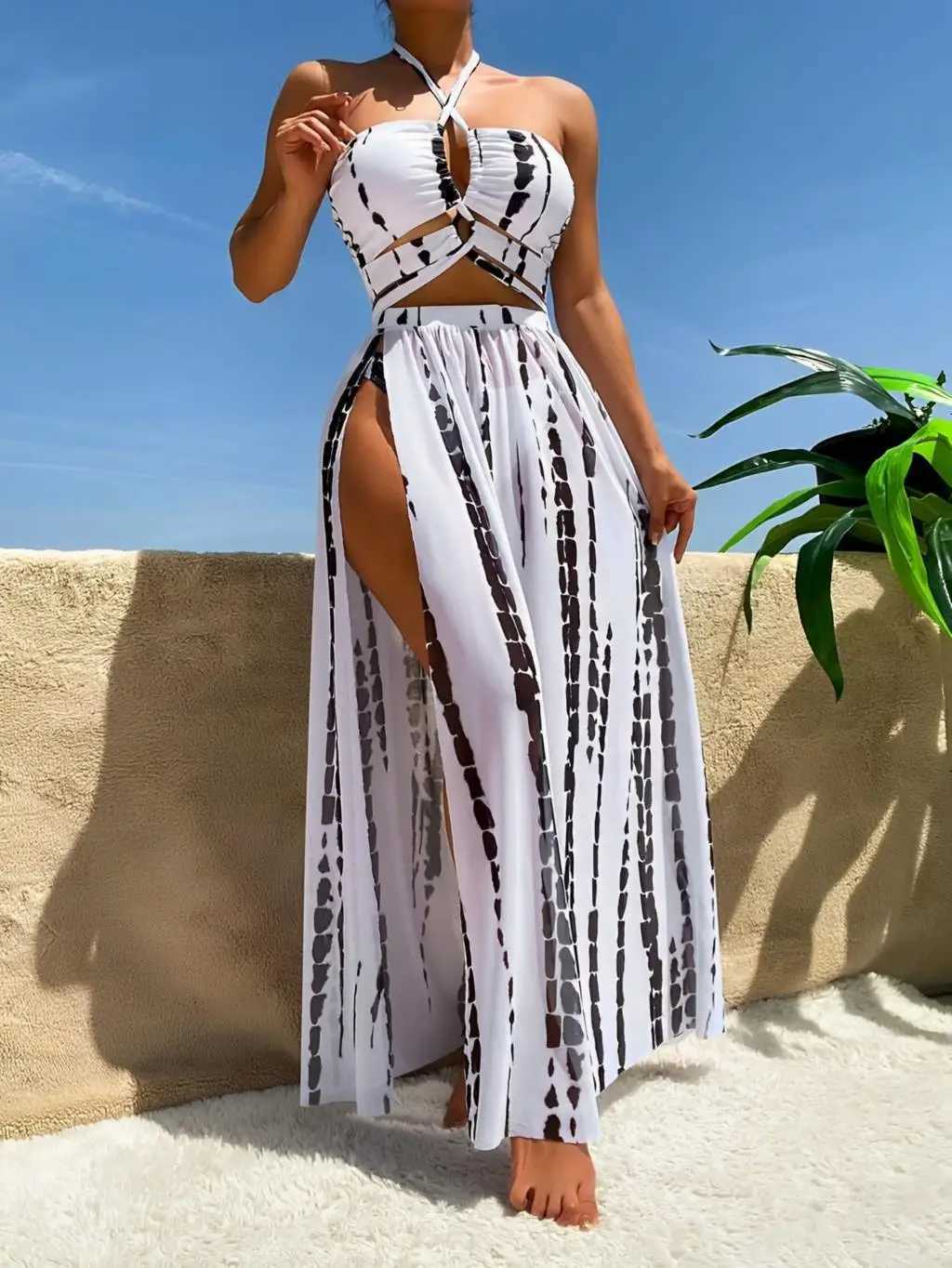 3 pieces of camisole bikini 2024 swimsuit womens and beach skiing swimsuit Fa sexy swimsuit bathroom swimsuitXJ250324