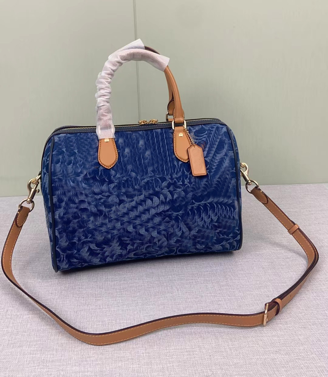 Luxury Bag Designer Bags Fashionable Crossbody Boston Pillow Rowan Large Satchel Bag