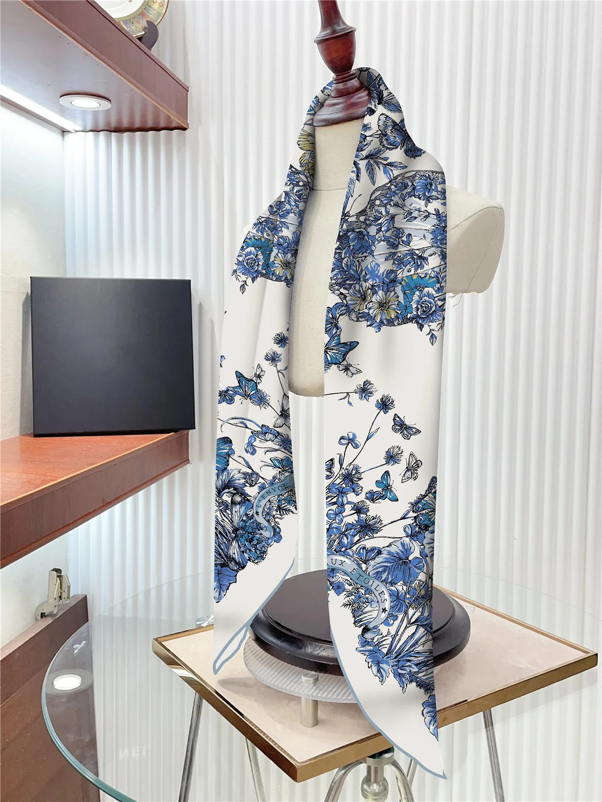 90cm Butterfly Flowers Square Scarf Women Twill Silk Scarf Shawl Hijab Bandana Foulard Neckerchief Head Scarf 250321