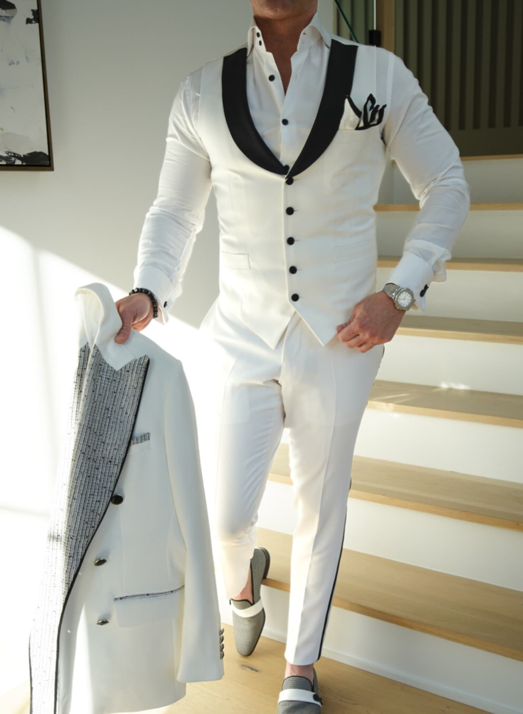 Classic Wedding Tuxedos Double Breasted Men Suit Peaked Lapel 3 Piece Set Jacket Vest Pants Formal Business Blazers Customized