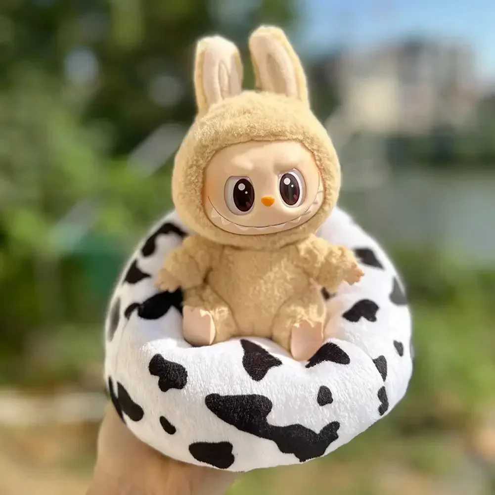 Used for 17cm Labubu mini sofa Bjd doll room decoration second-generation Par series doll car mini sofa bedXJ250324