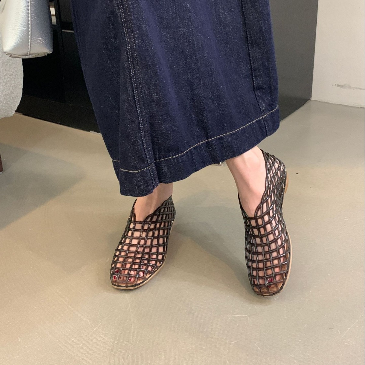 2025 Summer New Cave Shoes Anti slip Crystal Jelly Sandals Transparent Mesh Lace Designer Fashion Sandals