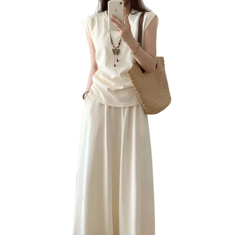 French Salt Style Dress Set, Women's Summer Outfit Paired With A Complete Of Fashionable Sleeveless Top, Half Body Long Skirt, Two-Piece Set