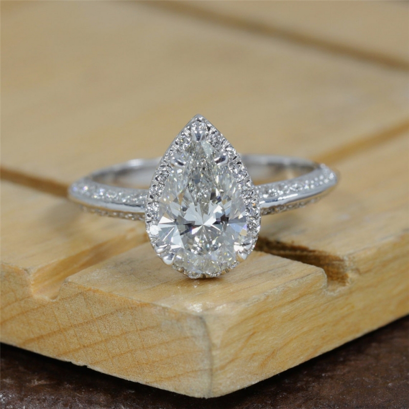 Jewelry White Gold Ring For Women 14K 18K Solid Gold 1.5 Carat Pear Halo Lab Diamond Engagement Ring IGI CVD HPHT Diamond Womens Gold Ring