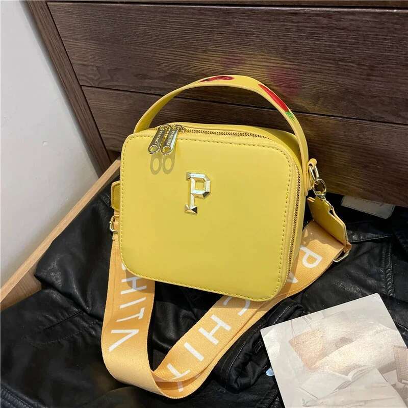 2025 New Elegant Women's Leather Bag Designer Fashion Single Shoulder Women's Crossbody Bag Transducer Pop Classic4