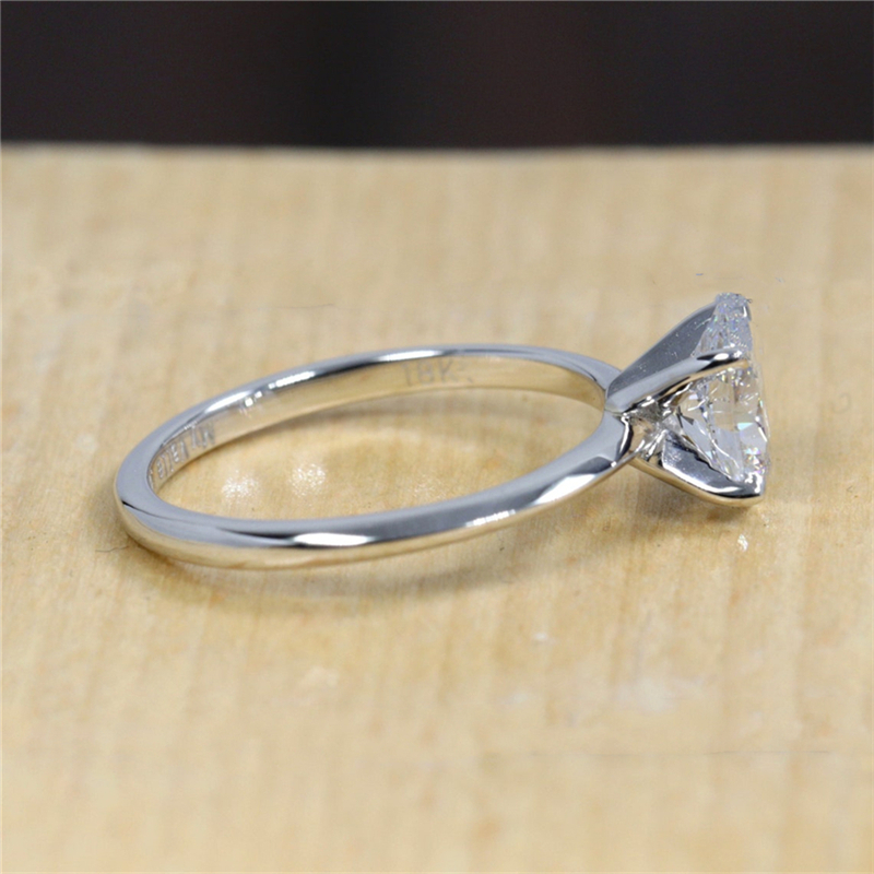 Jewelry Fashion Simple Design Real Gold Ring 1.0 Carat Oval Shape Lab Grown Diamond Engagement Ring For Women 14K White Gold
