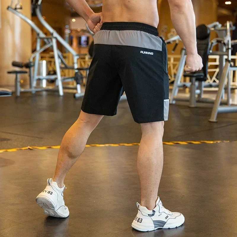 Mens beach shorts mens gym fitness shorts joggers basketball sportswear bodybuilding loose fit plus zipper pocket W250324