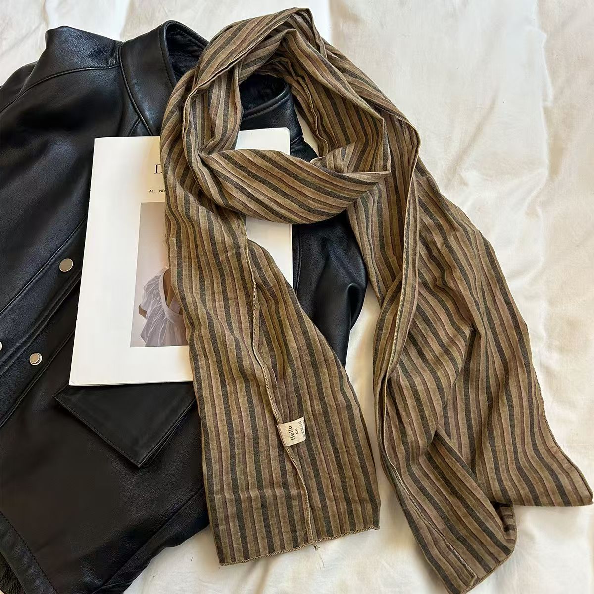 T354 Spring and Autumn Women's Fashion Casual Versatile Scarf Retro Atmosphere High-end Warm 2025 New Korean Scarf