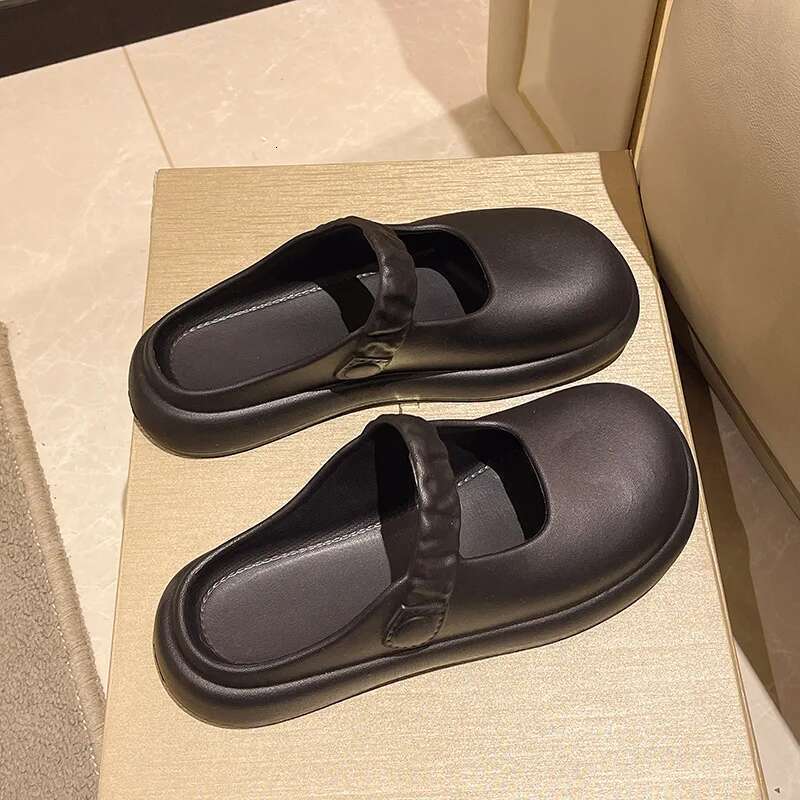 Mary Jane Platform Slippers Woman Flat Designer Women's Sandals Summer 2025 Casual Beach Footwear Girls Indoor Fashion