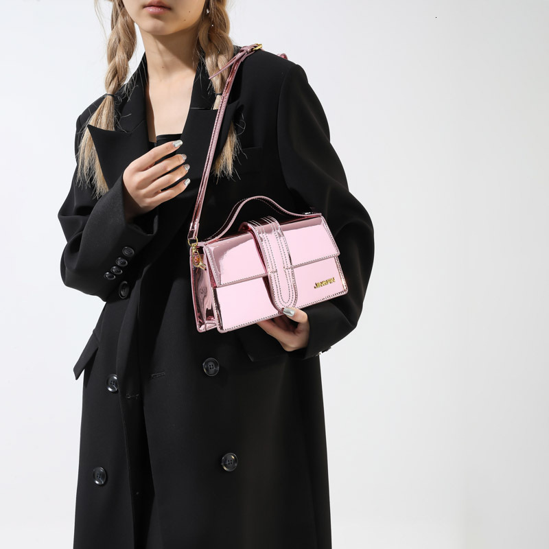 High Quality 20025 New Designer Bag Niche Design Underarm Candy Bag Multifunctional Bag Personalized Portable Shoulder Large Capacity Crossbody Bag